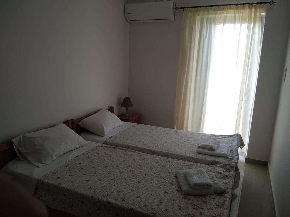 Hotel Pyrgos Kunupidianá Kültér fotó